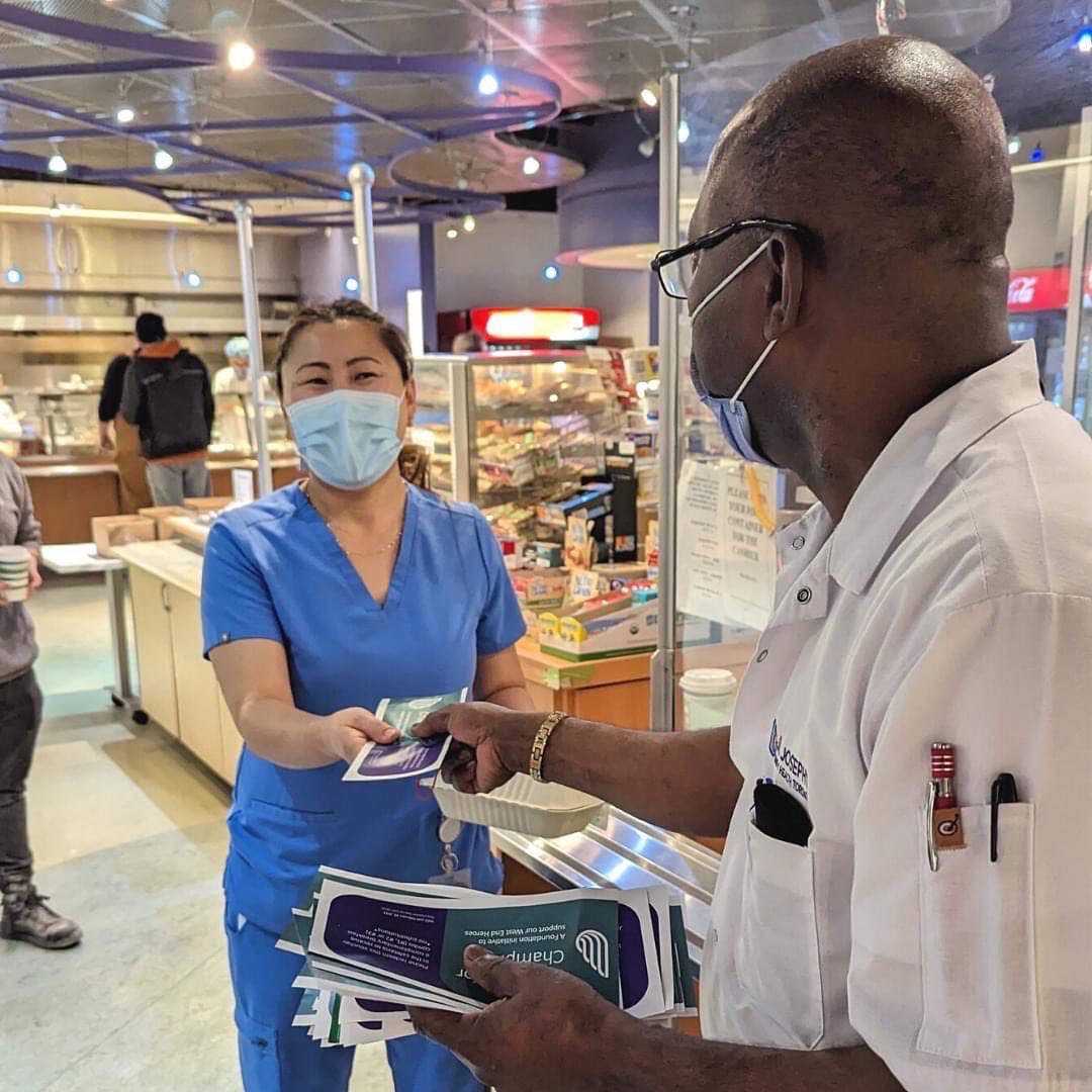 StJoesFdnTO's tweet image. Thanks to Roncesvalles Guardian Pharmacy &amp;amp; Pollocks Home Hardware for lifting the spirits of our healthcare teams with complimentary breakfast! Instead of feeling blue, our frontline teams feel appreciated for all they are doing in making your best care experiences even better