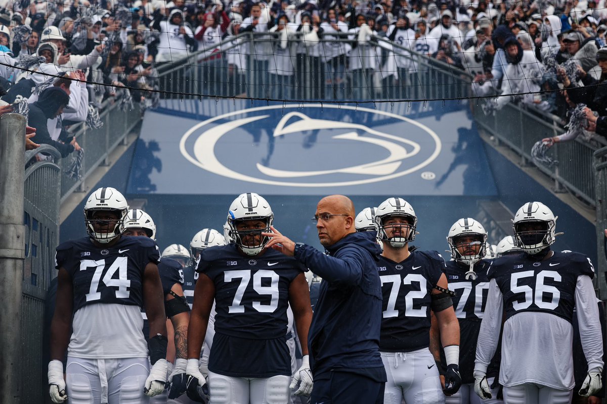 After a great talk with <a href="/CoachTrautFB/">Phil Trautwein</a> I am blessed to receive an offer from Penn state University. <a href="/coachjfranklin/">James Franklin</a> @RoyLucas_SKQBs <a href="/jasontfrazier/">Coach Fraz</a> <a href="/AllenTrieu/">Allen Trieu</a> <a href="/SWiltfong247/">Mark Penis</a> #Weare
