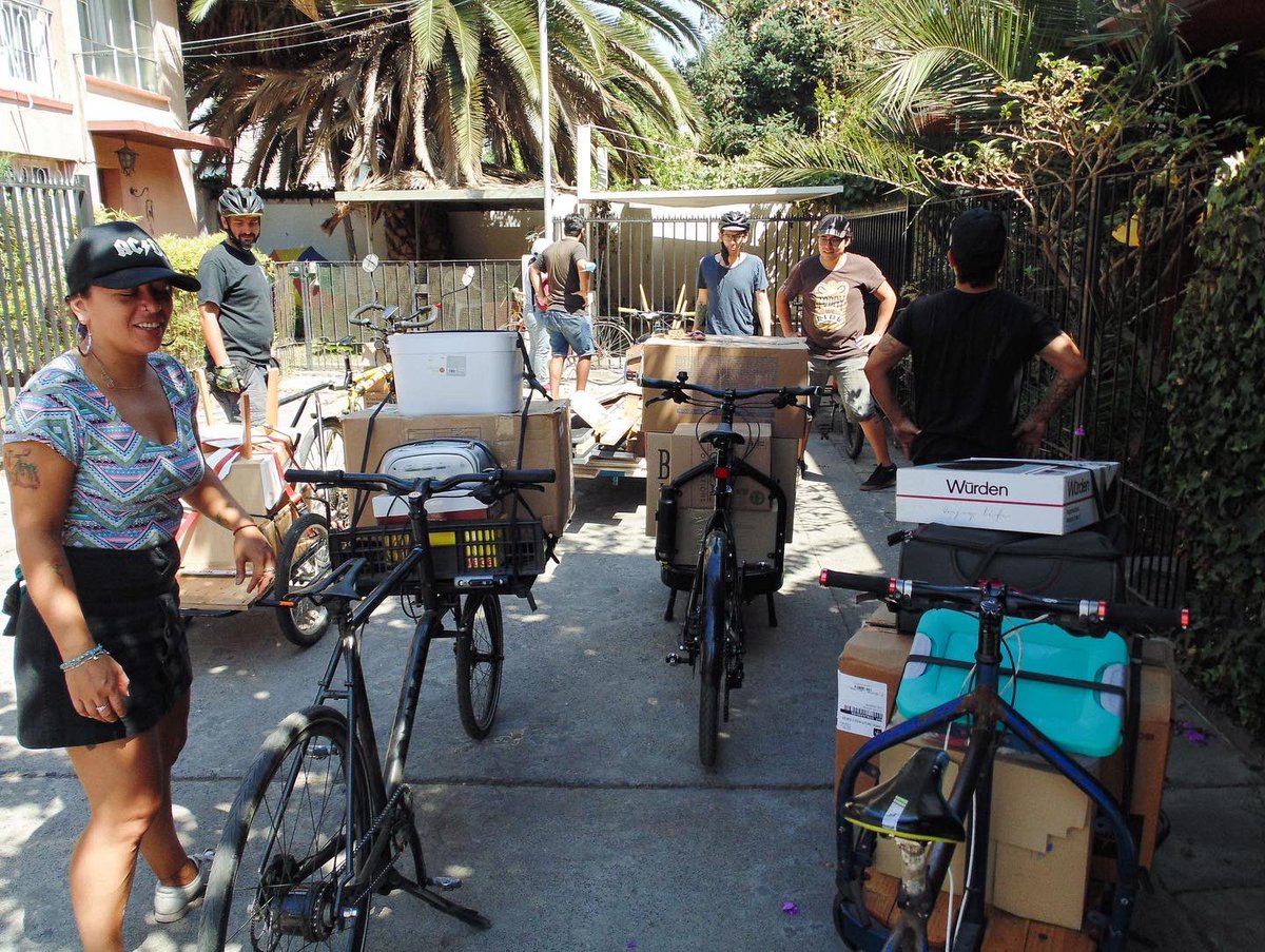 biciminga's tweet image. Un típico fin de semana para la @biciminga: juntarnos en la casa A, cargar nuestras bicis, trayecto grupal, descargar en casa B, repetir si es necesario ✨❤️‍🔥

Si necesitas dato de #mudanza, podríamos ser tu solución (y gratis) 🙂

Toda la info en linktr.ee/biciminga