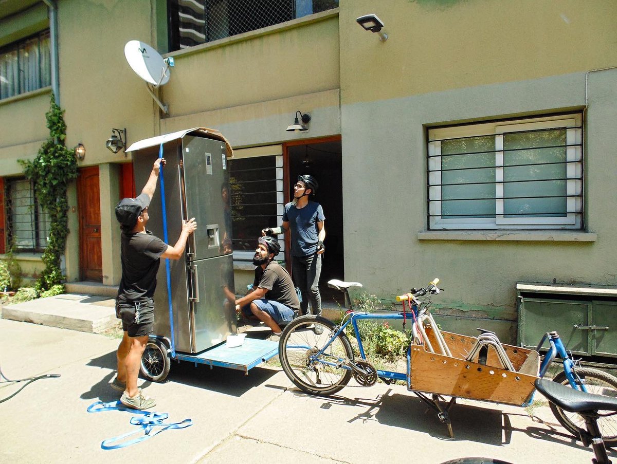 biciminga's tweet image. Un típico fin de semana para la @biciminga: juntarnos en la casa A, cargar nuestras bicis, trayecto grupal, descargar en casa B, repetir si es necesario ✨❤️‍🔥

Si necesitas dato de #mudanza, podríamos ser tu solución (y gratis) 🙂

Toda la info en linktr.ee/biciminga