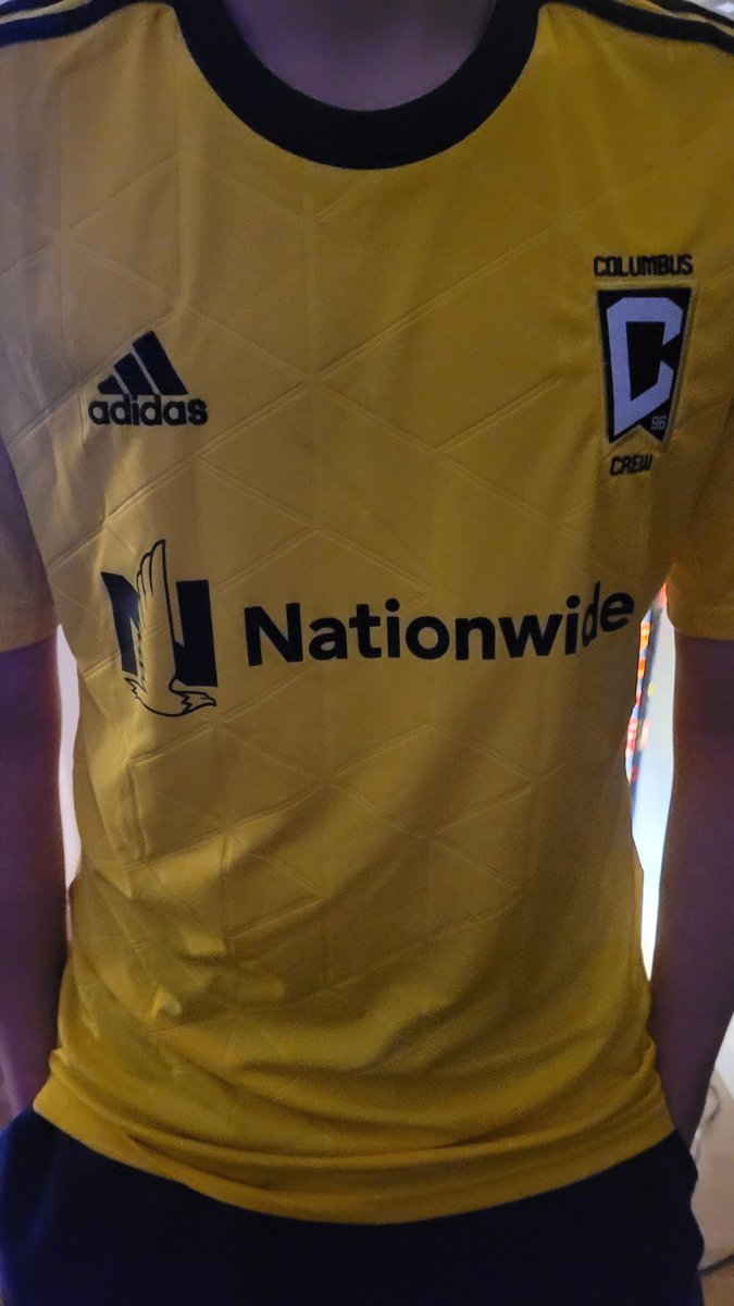 JayneLarge1's tweet photo. My Watford FC supporting son's favourite Christmas gift 👏🏻 @CuchoHernandez @ColumbusCrew https://t.co/GHqEJgHNd6