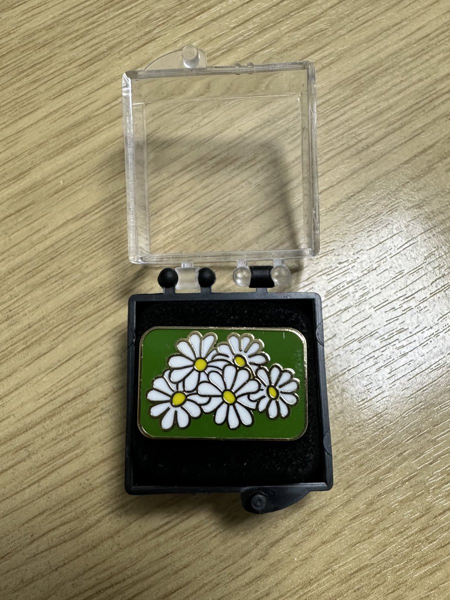 So proud of my multiple Daisy Award nomination badge 🥰 nominated this time by one of our wonderful nurses. Being a new ward manager certainly is tough but today this really made me smile and feel appreciated ❤️ Thankyou <a href="/TeamCAS3/">#TeamCAS</a> <a href="/SarahBrand21/">Dr Sarah Brand RN PhD</a>