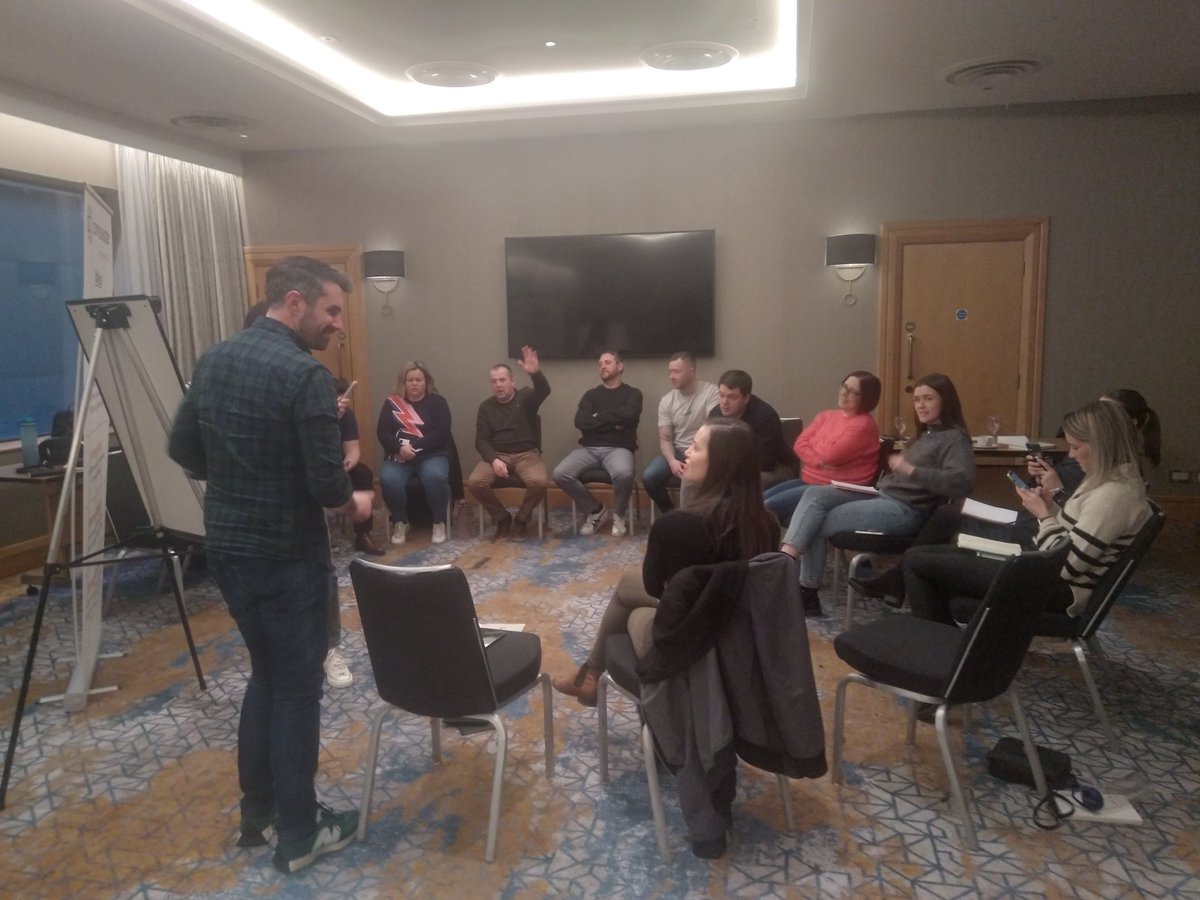kaz120's tweet photo. A great day with staff from @ConnswaterHomes and @DistinctivePeop .... team working at its best, some great ideas and looking forward to our future #TeamConnswater https://t.co/WIslbwODDN