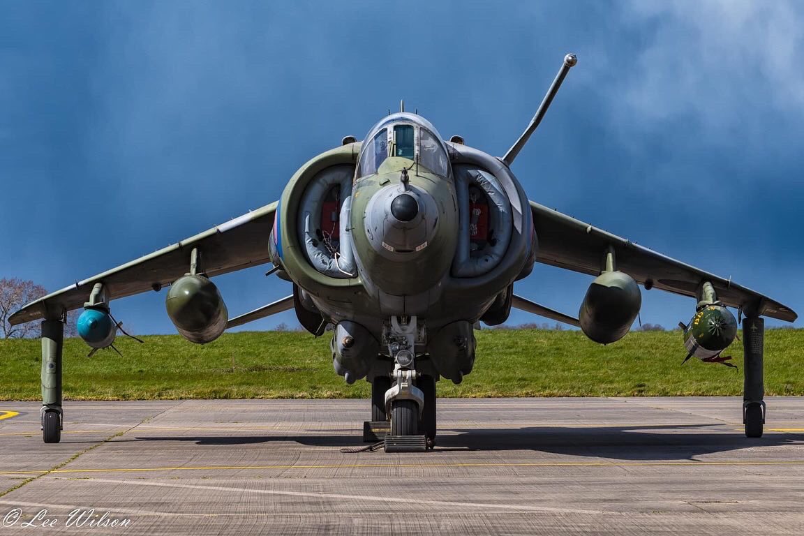Leew532's tweet photo. Hawker Siddeley Harrier GR3, Wittering Heritage centre. #harrier #hawkersiddeley #vstol #jumpjet #fighter #plane #aviation #avporn #aviationphotography #raf #royalairforce #rafwittering @ThePhotoHour https://t.co/2FbY32dvfq