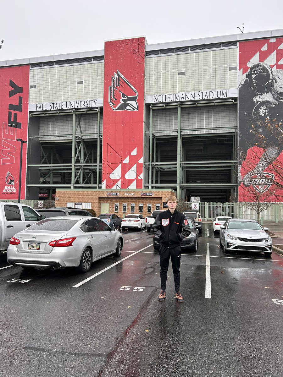 MasonKelly_1's tweet photo. It was great to be @BallStateFB today for a visit huge thanks to @coachklynch @Coach_TsTock and @DJRSwework for the opportunity!  It was great to be on campus and experience what Ball State is all about! https://t.co/6GyeTUzVXH