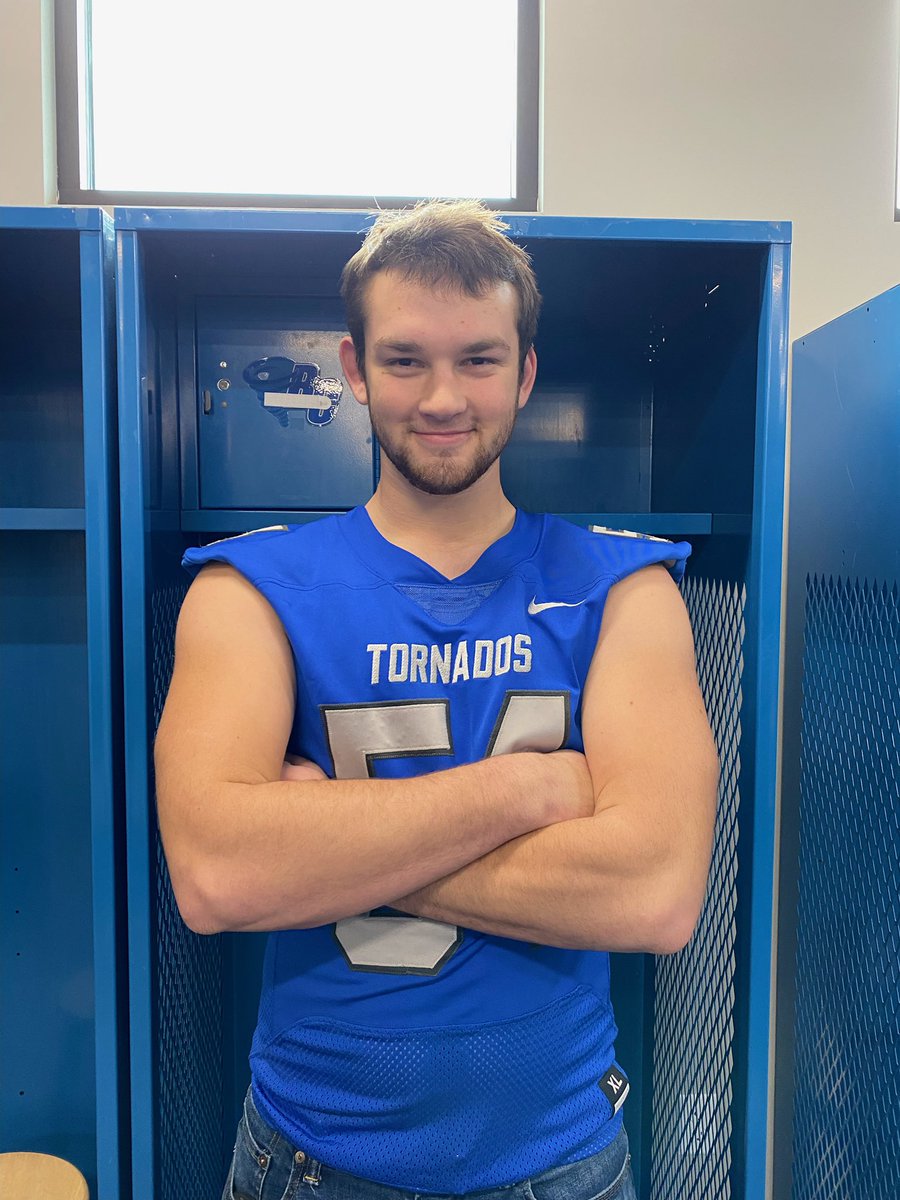 brendan_pohl's tweet photo. Thank you @CoachKhayat @CoachEubanks51 @JoshRomero52 and @BrevardF5 for talking to me about tornado football! https://t.co/ewB8LsuRc7
