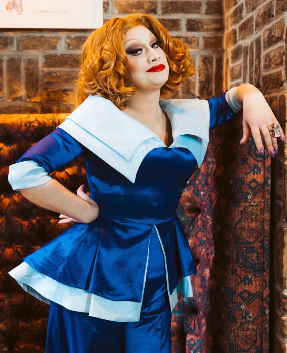 tour121of's tweet photo. El día de hoy hace su debut en Broadway una de nuestras drag queens favoritas, la doblemente ganadora del programa RuPaul’s Drag Race, JINKX MONSOON como la matrona “Mama” Morton en el musical CHICAGO.

#chicago #broadway #musical #jinkxmonsoon #tour121 #mamamorton https://t.co/1G1QNmJInC