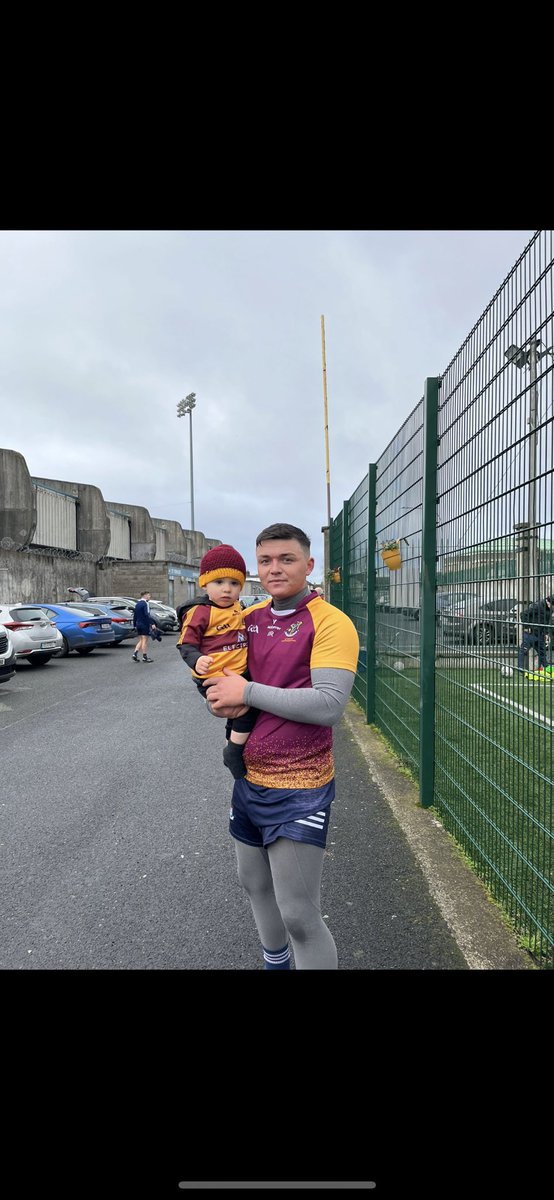 Billyy__Ryann's tweet photo. Good start to year in the club ❤️💛 https://t.co/quzJCcSqUp
