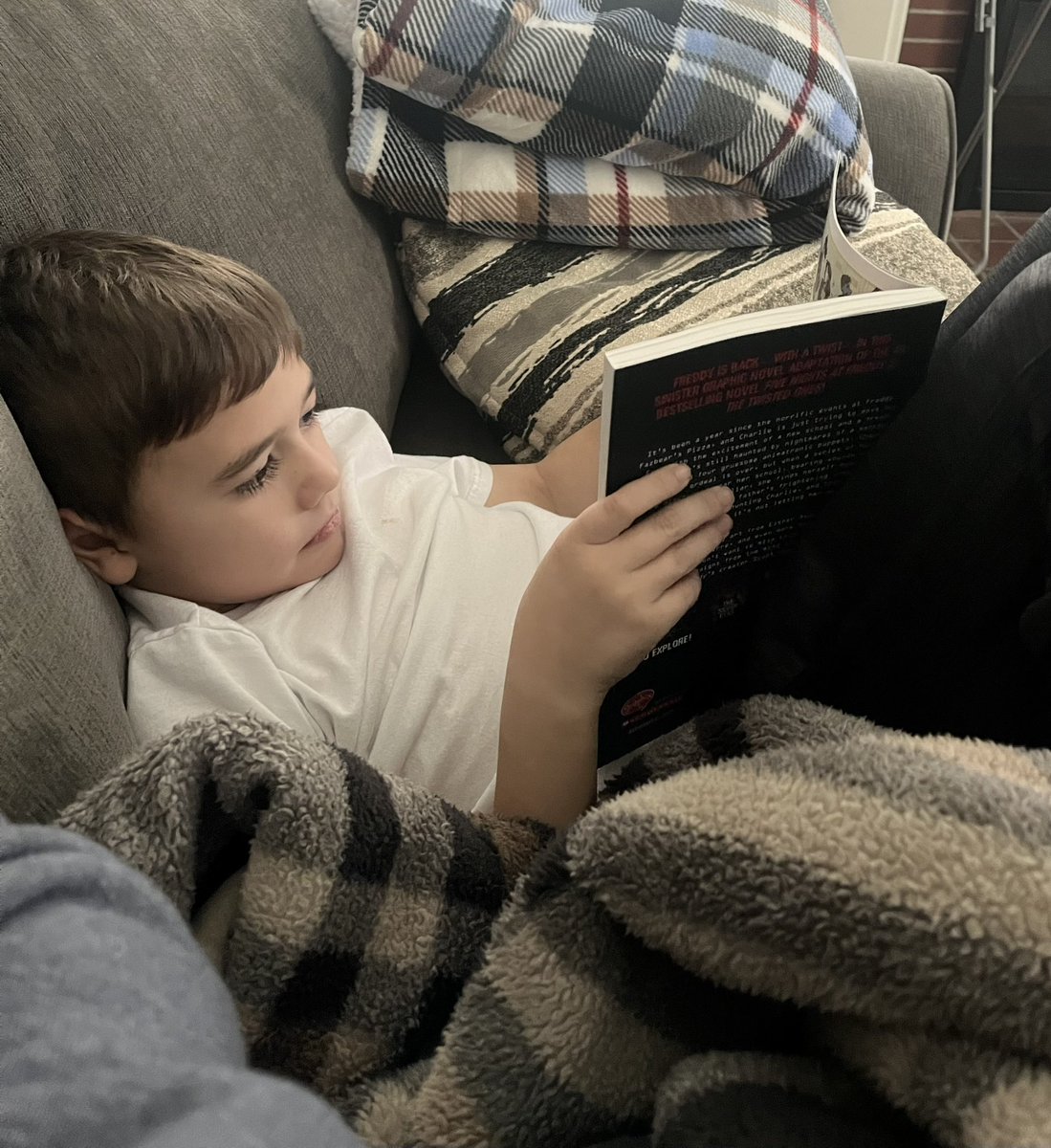 It’s a snowy, cozy day here in New England and this <a href="/Curvin_McCabe/">Curvin_McCabe</a> 2nd grader is taking the day to add some minutes to his <a href="/ReadWithMalcolm/">Share the Magic Foundation</a> #READBowl reading log!