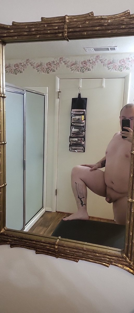 tybown2023's tweet photo. Shower time who cuming #18only #showerscene #playtoy #princessneeded https://t.co/ifb3EOHS0d