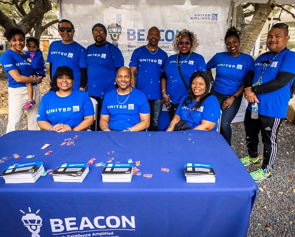 Commemorating the legacy of Rev. Dr. Martin Luther King Jr. with my @united family. Thanks to BEACON and everyone who participated in community service events and parades throughout the country! #beingunited @mlk @dayofservice #beaconproud
