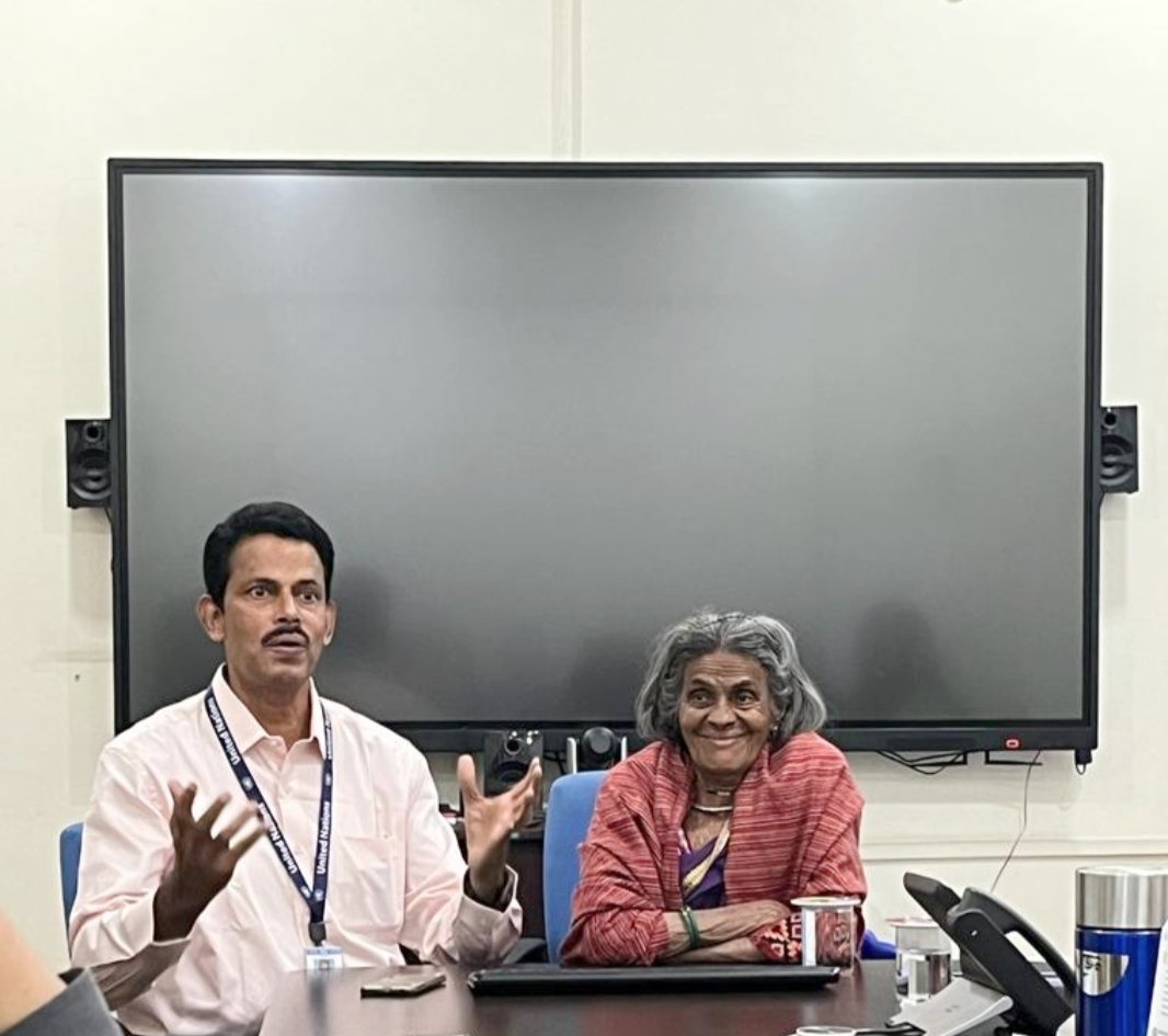 jobzachariah's tweet photo. ⏹️ Biopic on noted human rights activist #DayaBai, got  good reviews in international film festivals.
⏹️ Daya Bai spoke about her endless struggles for tribal communities, at UNICEF office Chhattisgarh 

@BarackObama @BillGates @UNICEF @UNICEFIndia https://t.co/AU7NmfpvU5