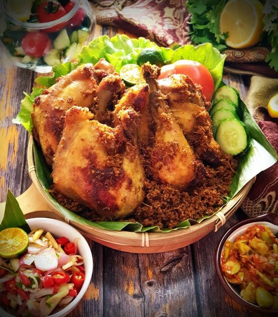pipodelyth's tweet photo. ✨ OLAHAN AYAM EDITION ✨

1. Ayam goreng
2. Ayam bakar
3. Ayam geprek
4. Ayam gulai

Favorit kalian yang mana? 🍗 https://t.co/yDGWqtOZnL