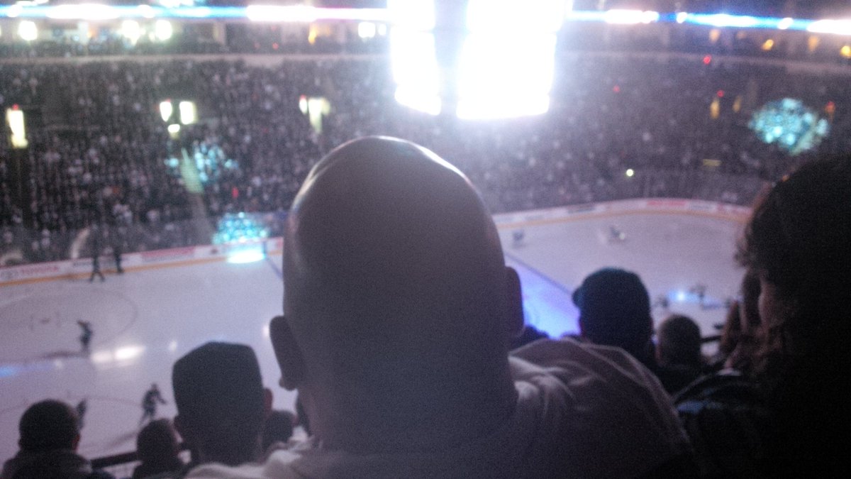 Pittfan1362's tweet image. I think we had the same guy sitting in front of us at our old Winnipeg Jets season tickets!  We called him the #HumanEclipse .