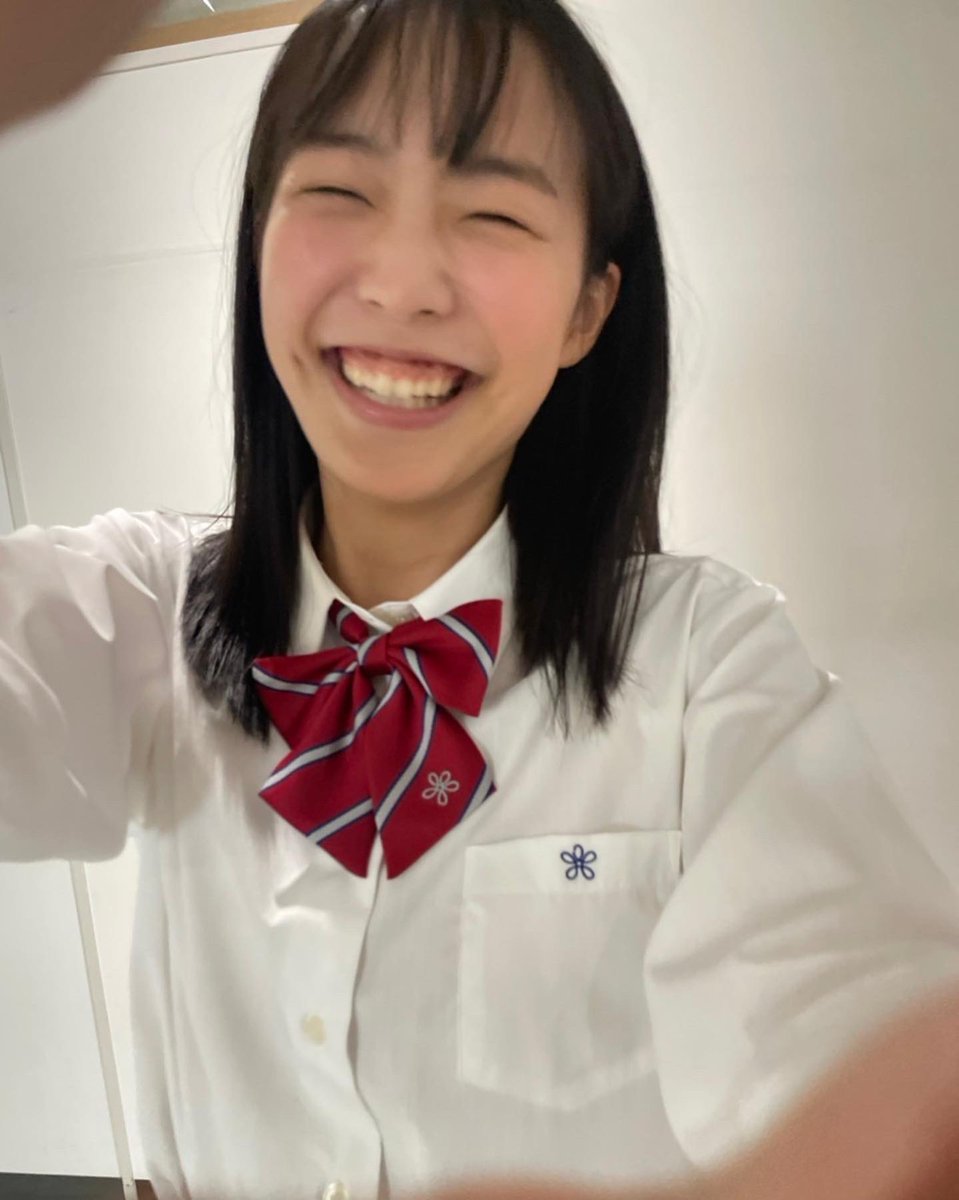 renkomai_1202's tweet photo. #フューチャーフューチャー 今夜、いよいよ最終回です！
100年後の未来は一体どうなってしまうのか…是非是非ご覧ください🤖
放送後は配信でもご覧頂けます⭐️

そして、撮影に参加してくださった生徒さんから素敵な色紙を頂きました。嬉しかったな〜🥹 https://t.co/wmESxNP1y9