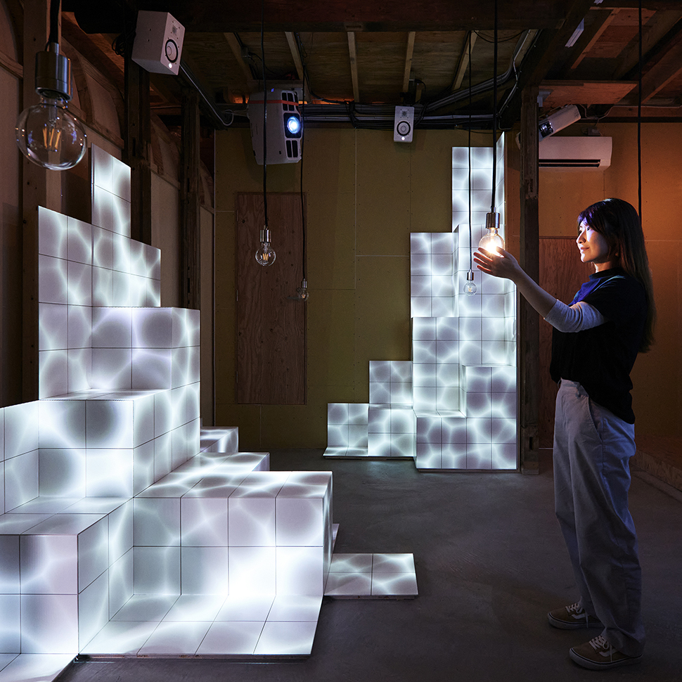 noiz_architects's tweet photo. [project] XR HOUSE -北品川1930-, Tokyo, Japan, 2022 © Yasuhiro Takagi
Collaborator: #大和ハウス工業 / #バンダイナムコ研究所 / #白木良 / #PixelEngine / #新工芸社 / #村中真澄 /

#NOIZ #XRHOUSE北品川1930 #installation #国枝 #ヴォロノイ畳
https://t.co/89efhxjNvp https://t.co/nrkwU2QDyb