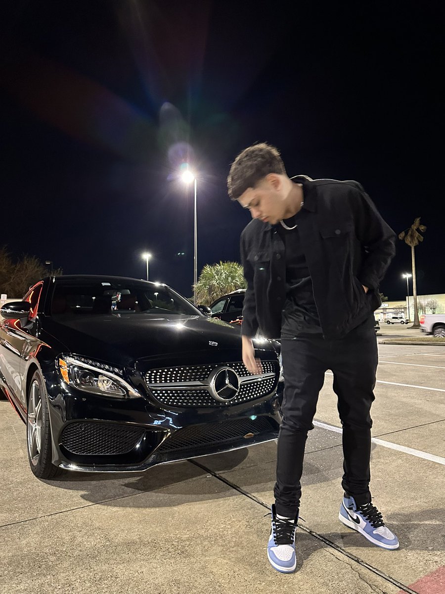 wilsovgh's tweet image. 🖤🖤