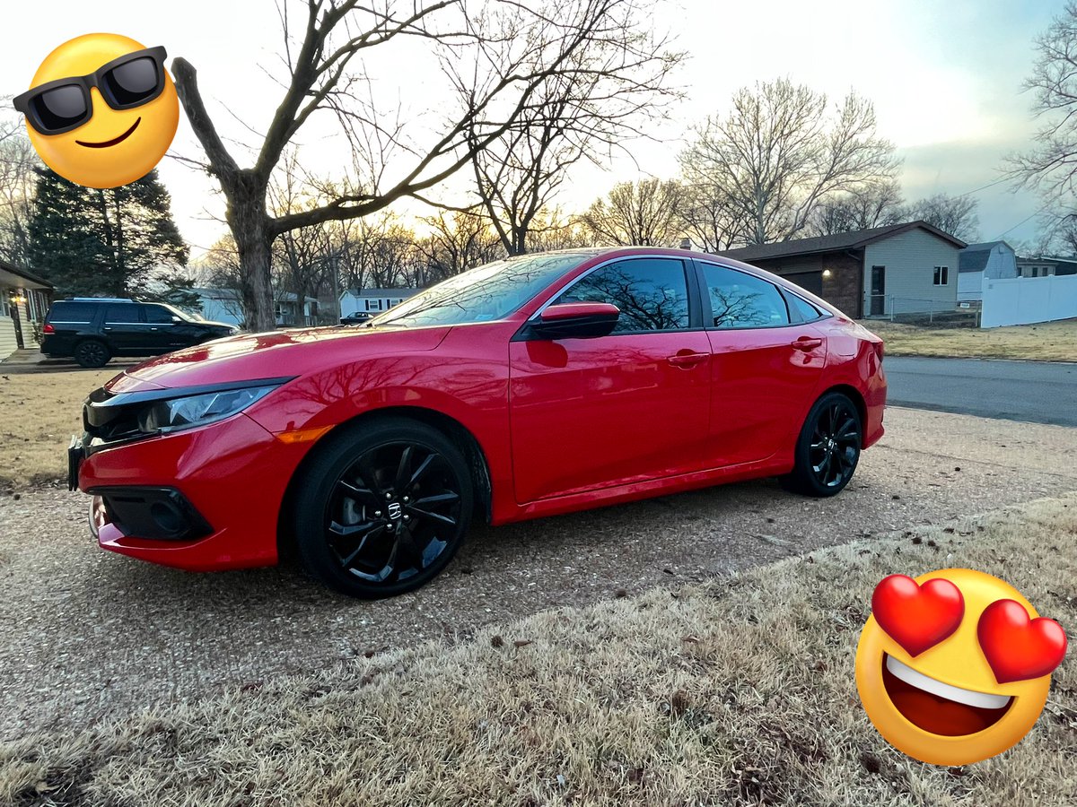 EndoWarriorSTL's tweet photo. I did a thing a couple weeks ago! I present to you JANE @Honda! She is a 21 Civic SportCVT  thanks @BommaritoHonda 😍🏁🚘 #janehonda  #JaneFonda #hondacivic #hondagal #cargal #civiclife #hondalife #sportcvt #rallyred #VroomVroom #hondahazelwood #carluv https://t.co/Yj3xLM0TSw