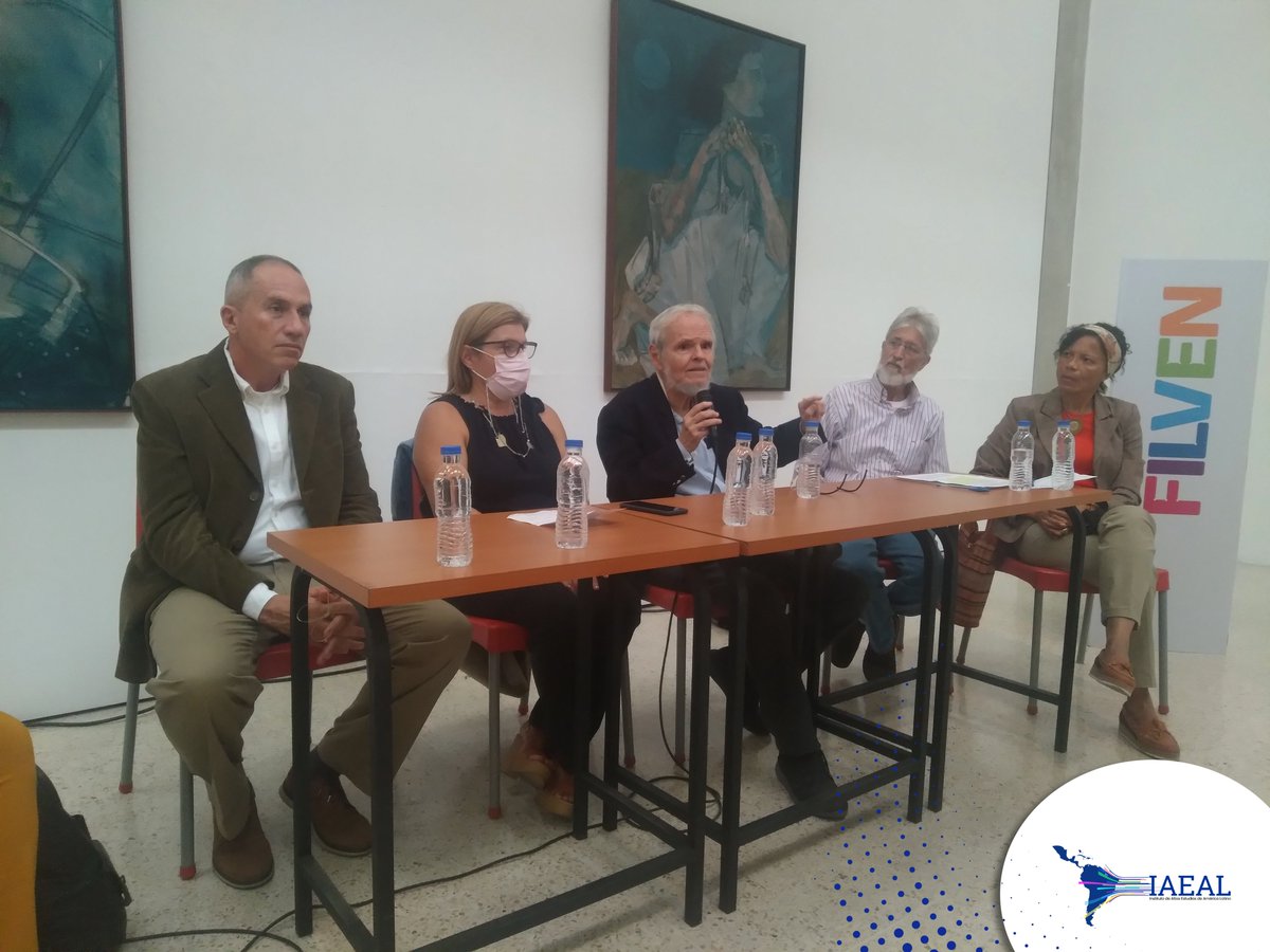 iaeal_usbve's tweet photo. En el #IAEAL nos honra contar con un conjunto de autores de larga y respetada trayectoria académica en nuestra Revista Mundo Nuevo.
✍️Luis Britto García
✍️Sonia Boueiri Bassil
✍️Pasqualina Curcio
✍️Pascualino Angiolillo
✍️Luz Marina Toro
✍️Fernando Giuliani https://t.co/bOub4jUwZ4