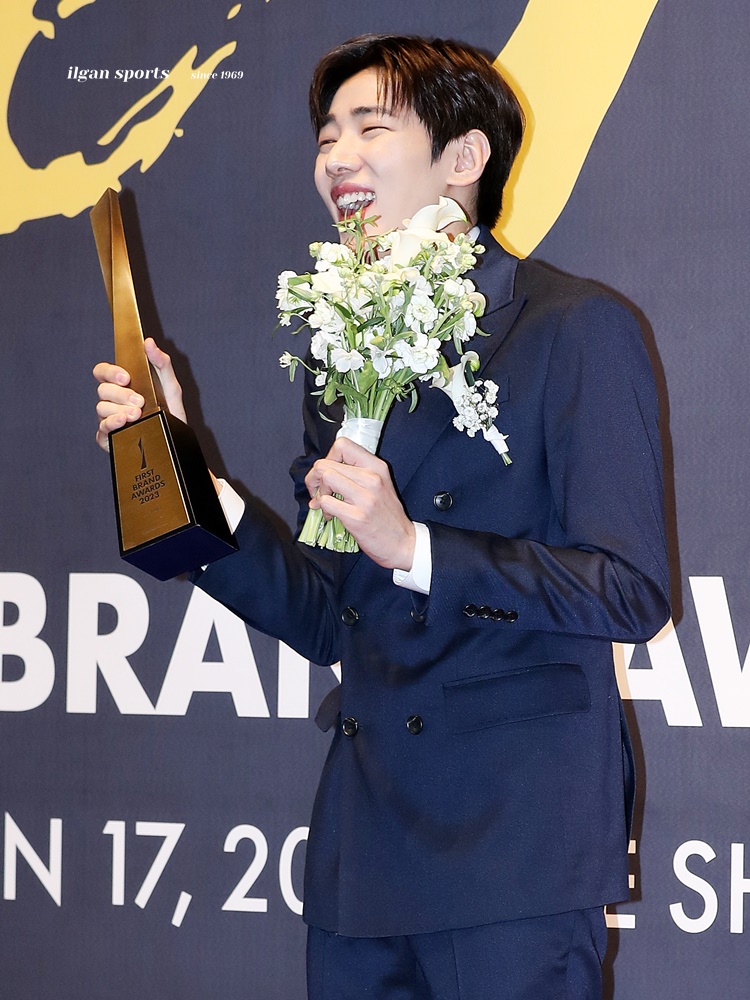 KGMA_일간스포츠 tweet media