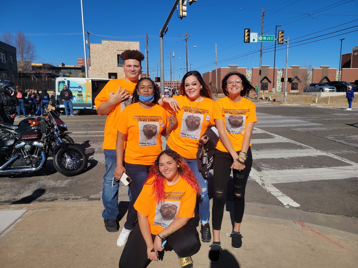 WoodTremane1's tweet photo. MLK Prayer Breakfast and Parade - OKC Fighting for Dr. King's Dream of Justice &amp; Equality!! SIGN THE PETITION!! Help STOP The Execution of Tremane Wood!!!  https://t.co/M31jOib1mv https://t.co/HJ19p3suTP