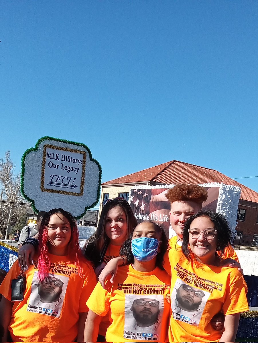 WoodTremane1's tweet photo. MLK Prayer Breakfast and Parade - OKC Fighting for Dr. King's Dream of Justice &amp; Equality!! SIGN THE PETITION!! Help STOP The Execution of Tremane Wood!!!  https://t.co/M31jOib1mv https://t.co/HJ19p3suTP