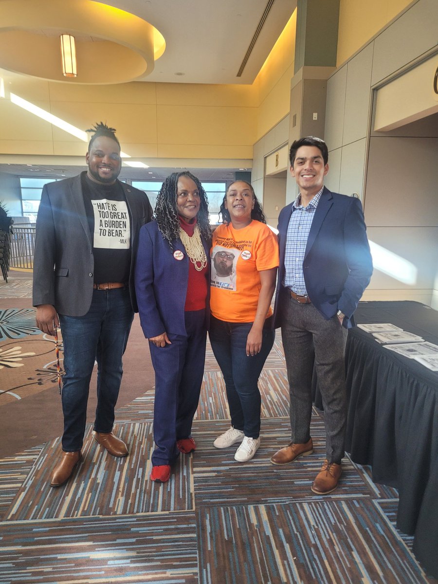 WoodTremane1's tweet photo. MLK Prayer Breakfast and Parade - OKC Fighting for Dr. King's Dream of Justice &amp; Equality!! SIGN THE PETITION!! Help STOP The Execution of Tremane Wood!!!  https://t.co/M31jOib1mv https://t.co/HJ19p3suTP