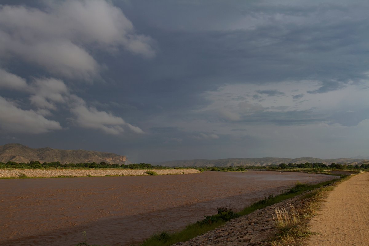 tighester_404's tweet photo. Brown River

3/3 
0.09 #ETH 

Wandering between Angola and Namibia.

#Polygon #PolygonNFT #photography #NFT https://t.co/ZjHsa6VDXc