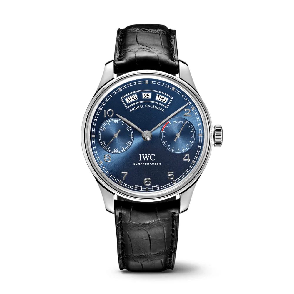 Joserra12's tweet photo. @Odtsaga @ChumelTorres Ni Rolex, Ni Panerai, es un IWC Portugieser Annual Calendar https://t.co/iSay4NjeFN