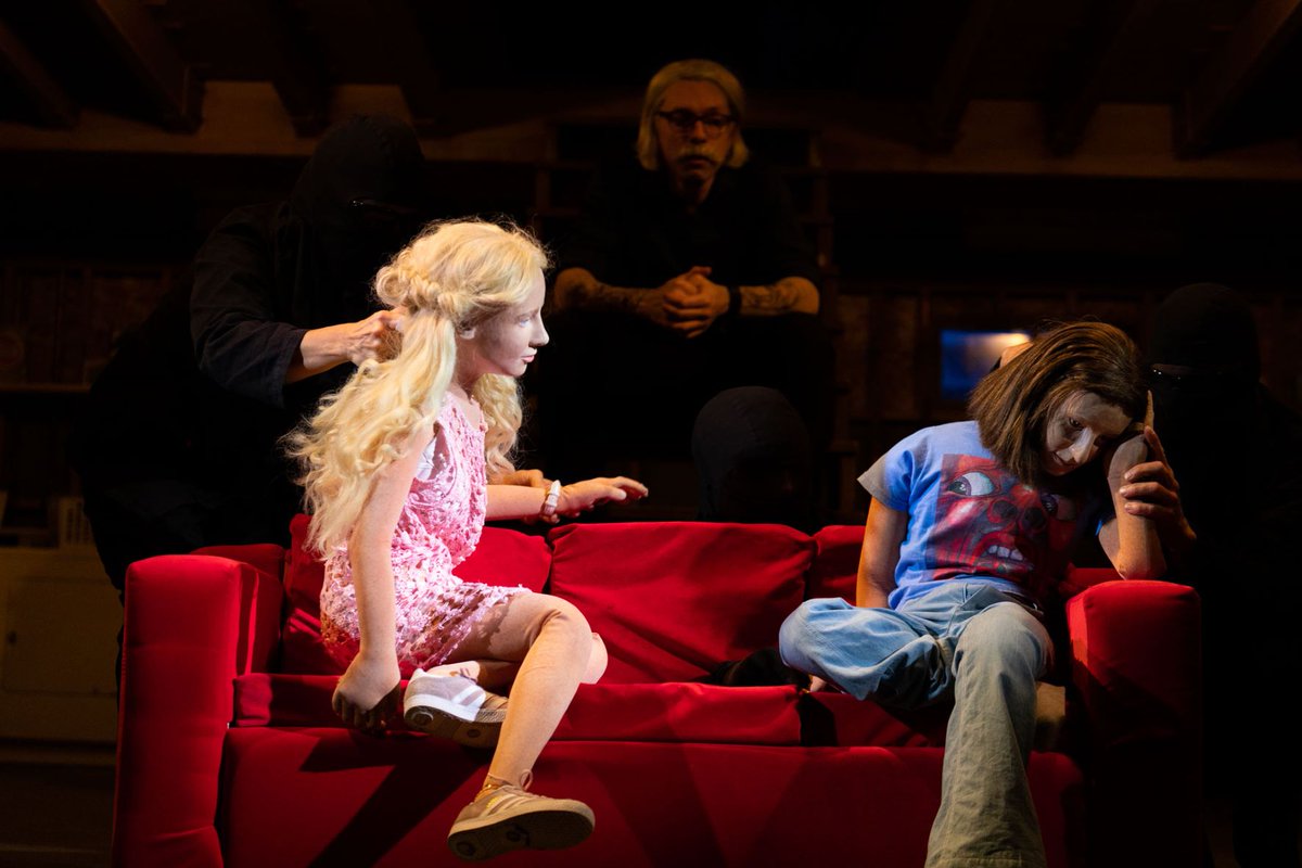 NTT_Taichung's tweet image. 🌱2023 #NTTArtsNOVA🌷 Robert Lepage╳@ExMachina_Ca will bring one of the classic productions Courville to NTT! Revealing the troubled mind of a 17-year-old in 1975, through Japanese ancestral Bunraku🔜npacntt.tw/n02K7rvu
Photo by Christophe Raynaud de Lage #2023NTT藝想春天