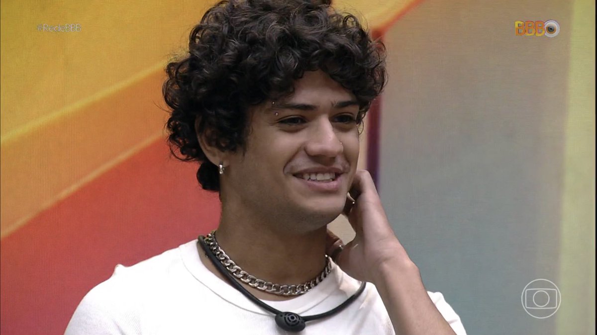 poptime's tweet photo. Gabriel: "Meninos estou disponível, meninas também" #BBB23 https://t.co/WwIUrFr5Ff