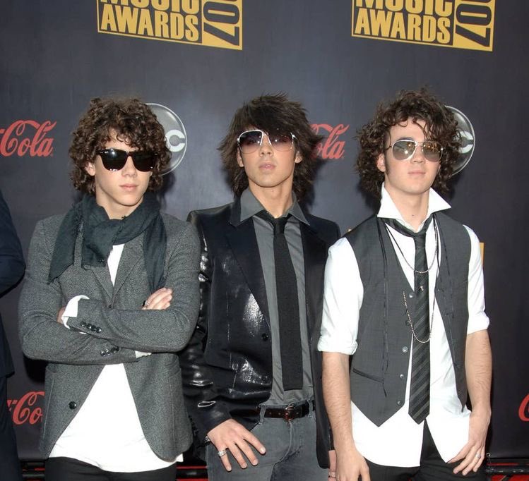 best of joe jonas tweet media