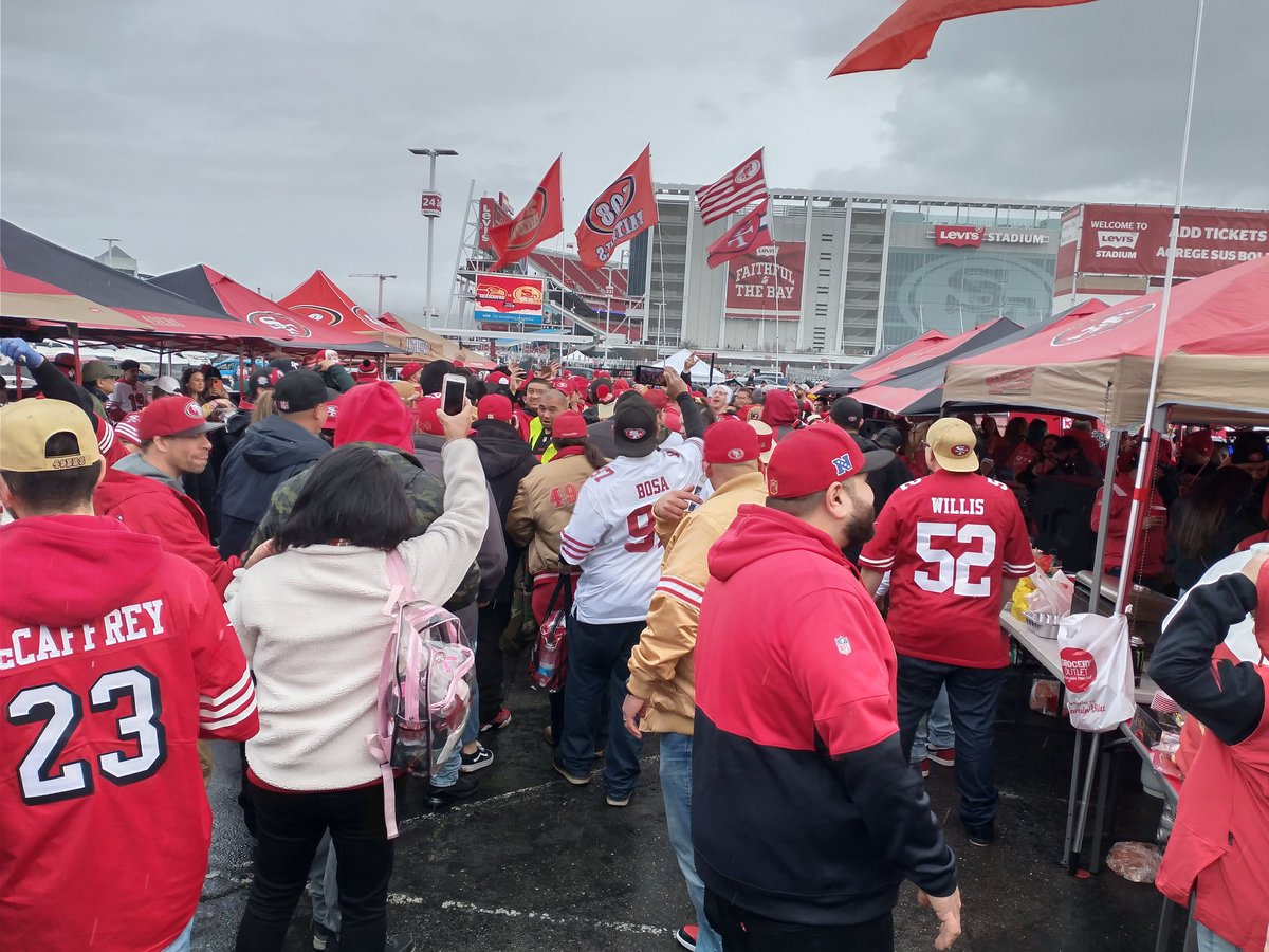 CODESOFWAR's tweet photo. BANG! BANG! NINER GANG! Celebrating with my 49er Family Rubin and Tony Wild Card 49ers vs Seahawks. https://t.co/wVaQiDa1hl