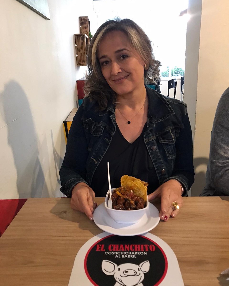 marisolrc8's tweet photo. Los cumplí muy feliz 🎂🥂🍾🍹 https://t.co/9JOWQtVF2d