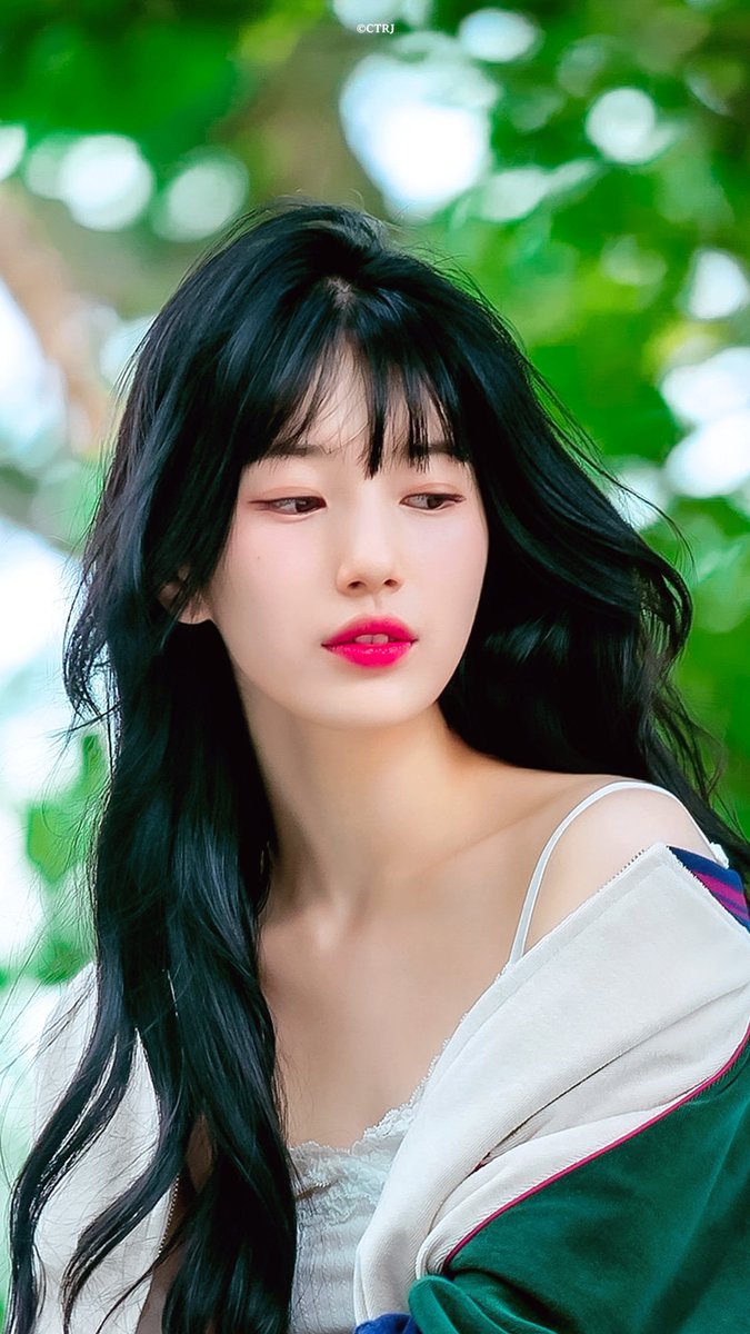 ctrj_gif's tweet photo. #수지 #SUZY #LeeDoona https://t.co/ianLNGxVB5