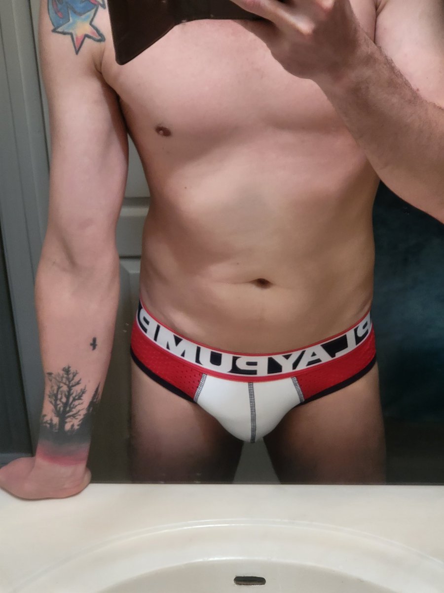 LatinXXX5's tweet photo. https://t.co/p0L2xVqE8x