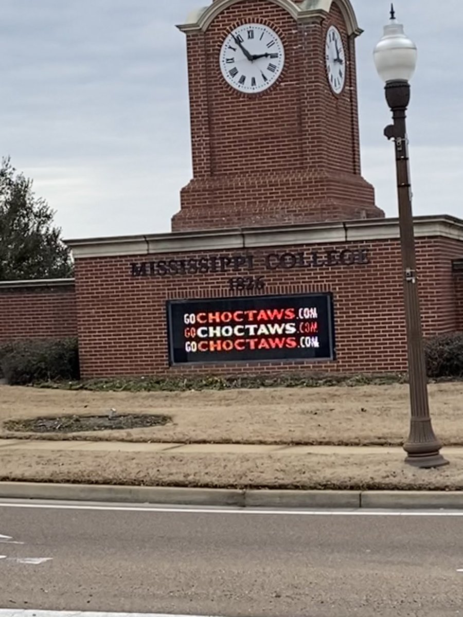 Thank you MC for an amazing official visit. I really do appreciate everything that you guys have done for me throughout this whole process from last summer to now. This is truly a dream come true and all I could ask for. See you guys in the fall!! 
#GoChoctaws #AGTG #blessed 💙💛