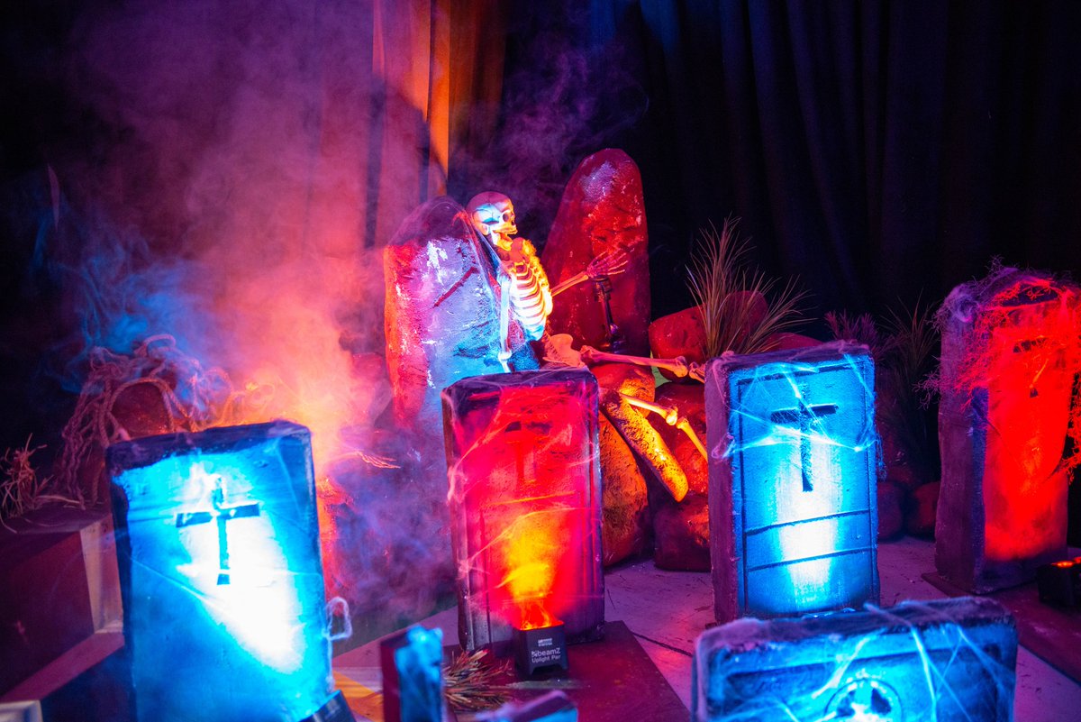 HelloPAV's tweet image. We recently worked alongside the legends at @phenomenonevent to reimagine MACA&apos;s working warehouse into a Wild, Wild West themed extravaganza for their annual staff Christmas party! As a MACA representative put it, we make a dream team!

#PerthEvents #AudioVisual #CorporateEvents