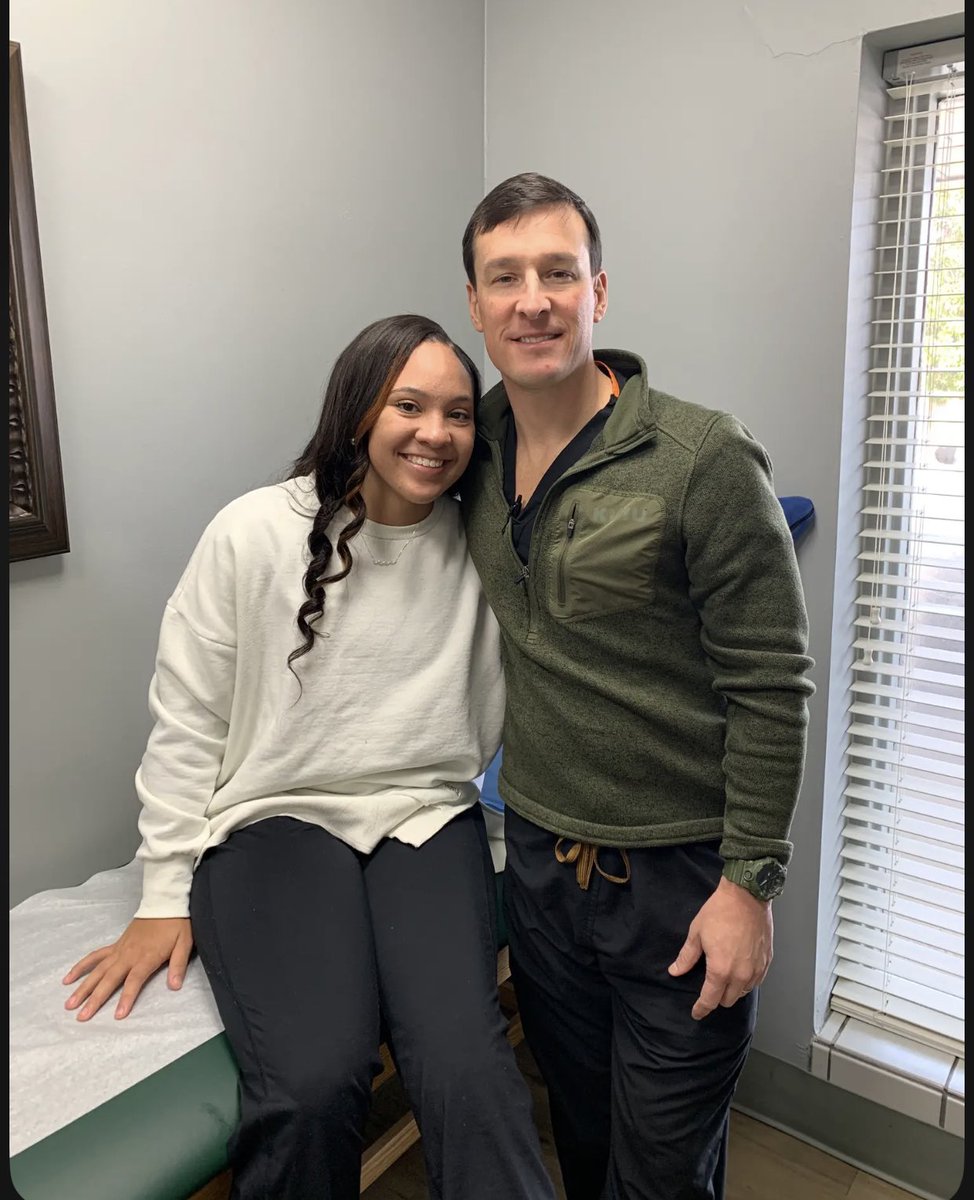 TaleeSims15's tweet photo. I had a busy day today!
✅Went and got great news from Dr.Dooley today!
✅Got done and back in time to watch my girls play🏀!
✅Last but not least finished my day off with doing some hard work at therapy!! 
#dreamchasing #workingeveryday
#comingbackstrongerthanever https://t.co/qlZhmxx3KY