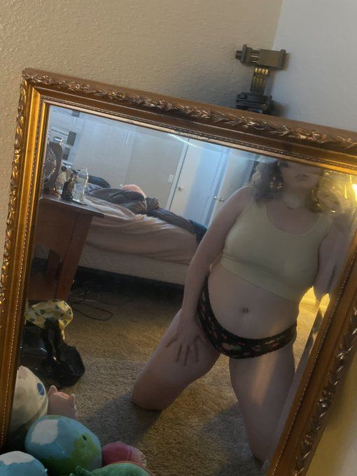 Join our Fambase! We&rsquo;ve been going live every night!💦🤭  MESSAGE ME FOR PRIVATE 1v1 SESSIONS!!🥵  https://t<a href="/tag/paypig"class="tags"><span>#paypig</span></a><a href="/tag/cashcow"class="tags"><span>#cashcow</span></a><a href="/tag/livefuck"class="tags"><span>#livefuck</span></a><a href="/tag/labialovers"class="tags"><span>#labialovers</span></a><a href="/tag/clapper"class="tags"><span>#clapper</span></a>