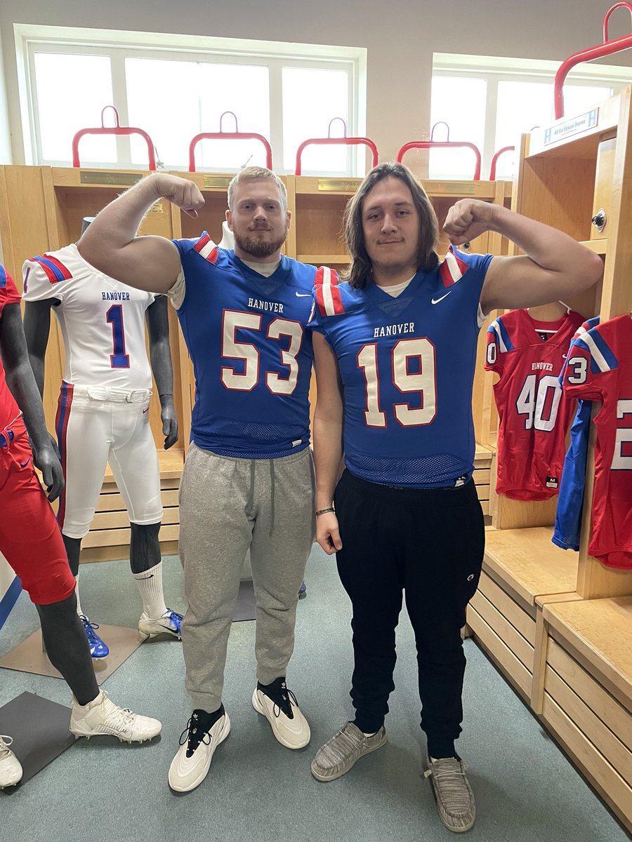 mannymo1919's tweet photo. After a great visit today I’m blessed to say I have received an offer from Hanover College!  Special thanks to @MTHEO12 @ChaseBurton02 @CoachSmith53_ and the rest of the @HanoverFTBL coaching staff for this opportunity! https://t.co/Aggnu4sEQh