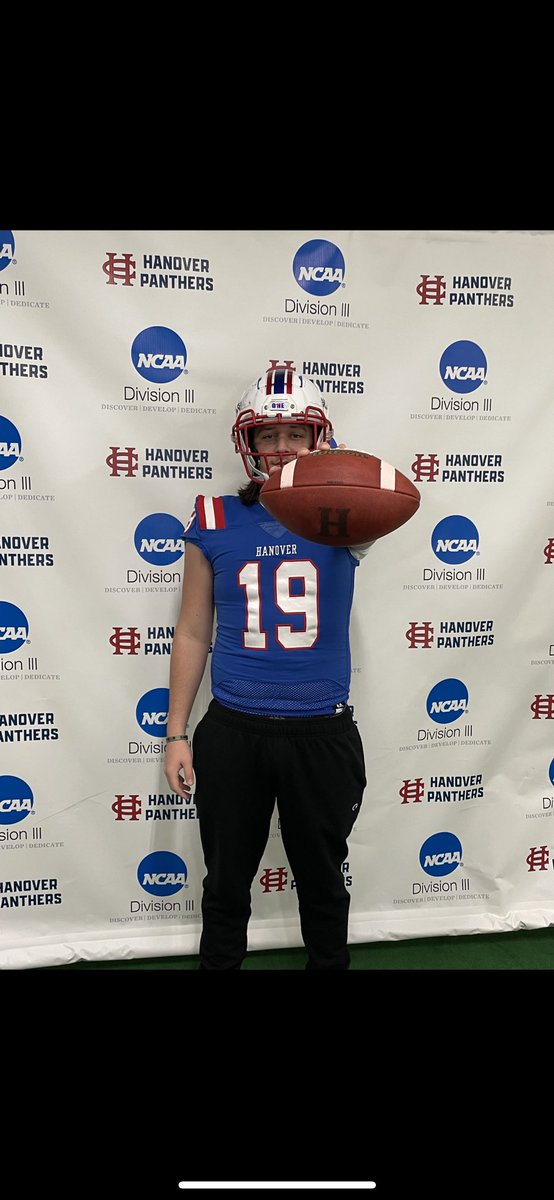 mannymo1919's tweet photo. After a great visit today I’m blessed to say I have received an offer from Hanover College!  Special thanks to @MTHEO12 @ChaseBurton02 @CoachSmith53_ and the rest of the @HanoverFTBL coaching staff for this opportunity! https://t.co/Aggnu4sEQh