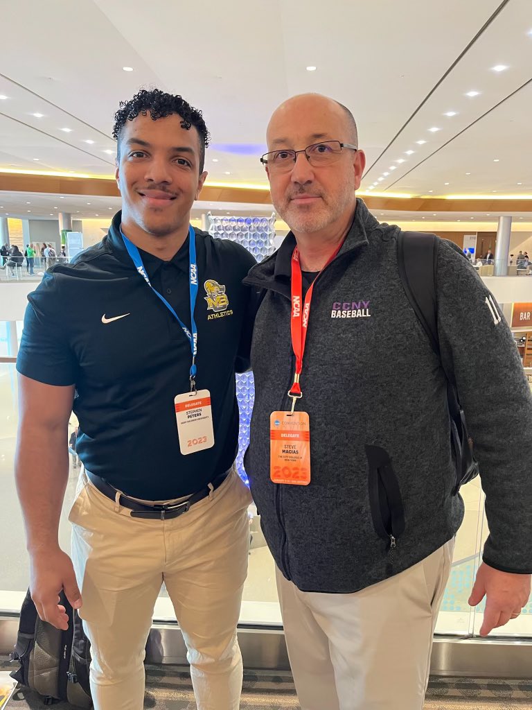 ___SP5's tweet photo. Never forget where you started! It’s always great catching up with @SteveMacias11 Best of luck this season! https://t.co/ABkNsO56QA