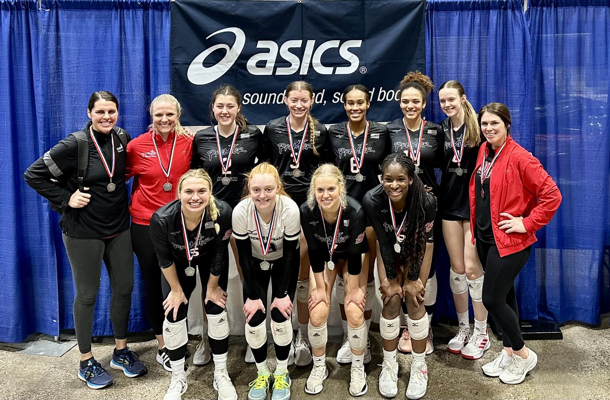 Premier_18Gold's tweet image. 🚨Bid EARNED🚨

Premier NE 18 Gold finishes🥈at the Kansas City MLK Qualifier to secure their Open bid to Nationals!

#ChampionshipBehavior | #goPremierVB