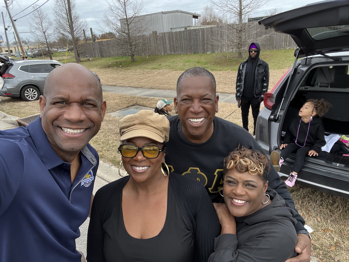 JPschools's tweet photo. As we celebrate the legacy of Dr Martin Luther King, Jr., we are reminded how one person’s dream backed with collective works from the community can move mountains. Today, @DrJamesGray along with JP staff, students and elected officials were at this year’s MLK Day Parade. https://t.co/8adBv139Cr