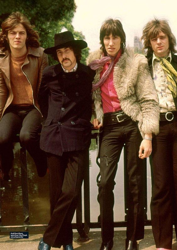 ReturnofR's tweet photo. Pink Floyd OR The Who? #TheWho #PinkFloyd https://t.co/4595iMxD1N https://t.co/htGodmalfW