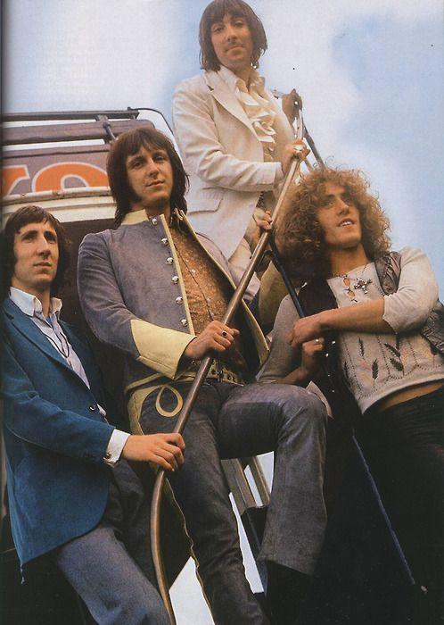 ReturnofR's tweet photo. Pink Floyd OR The Who? #TheWho #PinkFloyd https://t.co/4595iMxD1N https://t.co/htGodmalfW