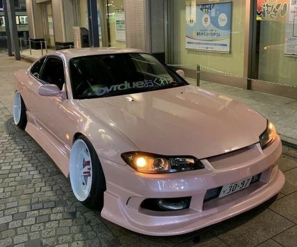 Nissan S15 Silvia