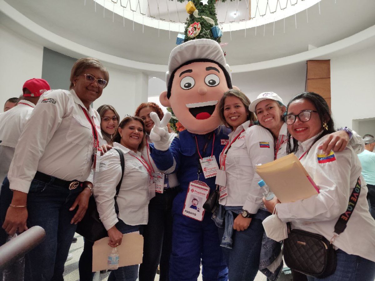 PrensaPequiven's tweet photo. #Pequito dice presente en el 4to. Congreso Nacional, Técnico y Científico de los Consejos Productivos de Trabajadores y Trabajadoras.
#LuchemosJuntosContraElbloqueo
#Petroquímica
@TareckPSUV
@TellecheaRuiz https://t.co/VzZTmhNuSh