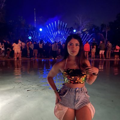 estrellaaeg's tweet photo. #NuevaFotoDePerfil https://t.co/4hoFmWbuHB